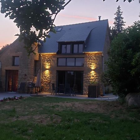 Les Portes du Coglais Maison D'Hote Avec Sauna Et Jacuzzi A La Campagne מראה חיצוני תמונה