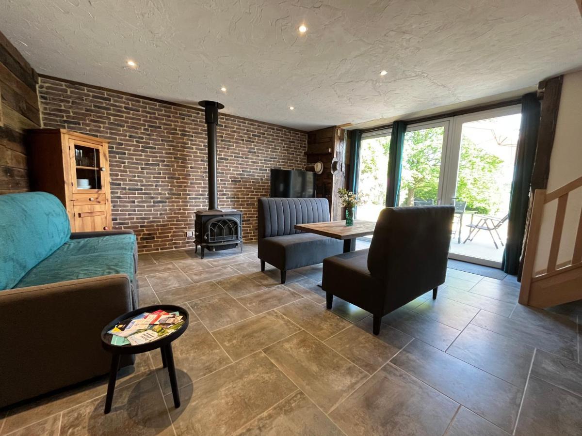 Les Portes du Coglais Maison D'Hote Avec Sauna Et Jacuzzi A La Campagne מראה חיצוני תמונה