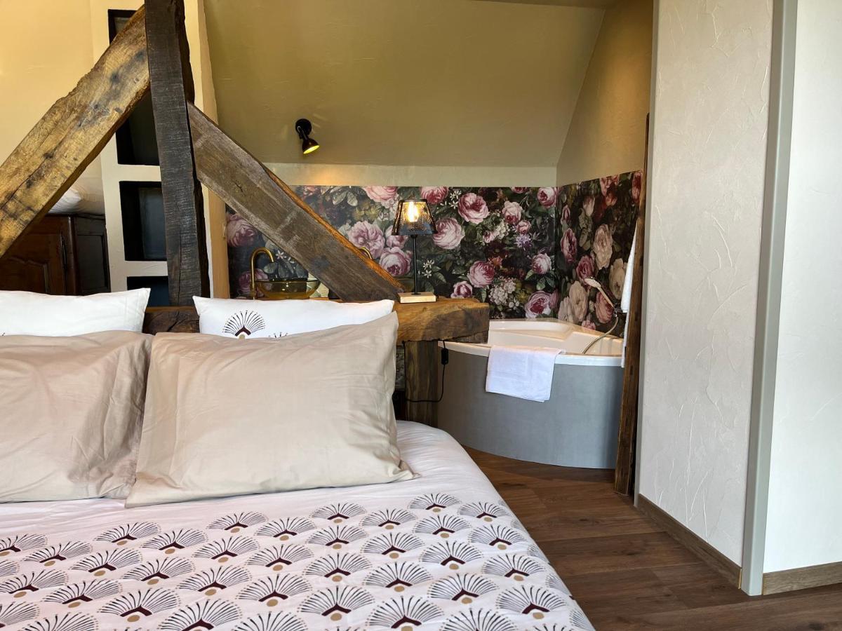 Les Portes du Coglais Maison D'Hote Avec Sauna Et Jacuzzi A La Campagne מראה חיצוני תמונה